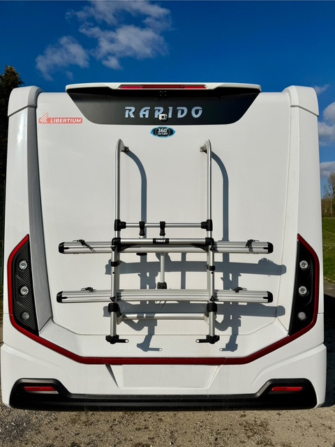 Intégration de la caméra arrière du kit 360° sur un camping-car