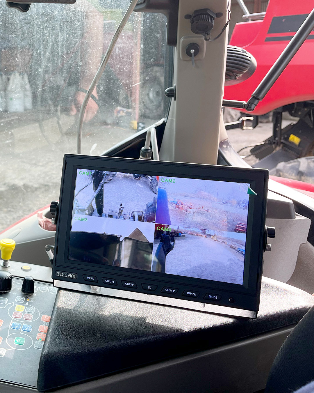 Moniteur 9″ ID.CAM quad affichage 4 caméras en même temps sur un grand écran HD